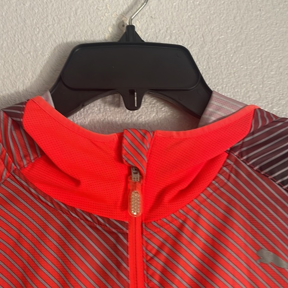 Puma Windcell Reflective Packable Woven Hooded Windbreaker Jacket size M - Picture 7 of 7